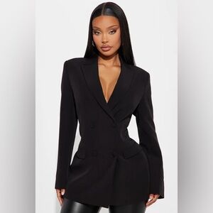 FASHION NOVA Khloe Lace Up Blazer - Black SIZE: M